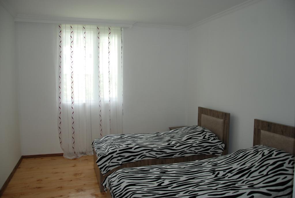 Gogi Jafaridze'S Guesthouse Местія Екстер'єр фото