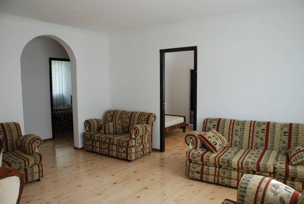 Gogi Jafaridze'S Guesthouse Местія Екстер'єр фото