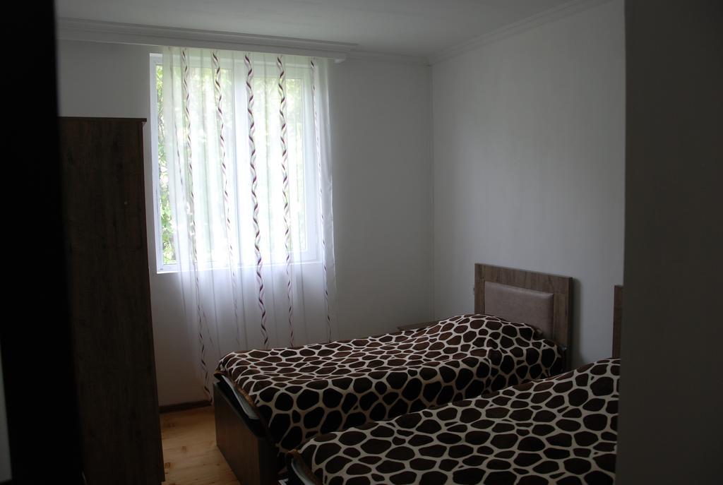 Gogi Jafaridze'S Guesthouse Местія Екстер'єр фото
