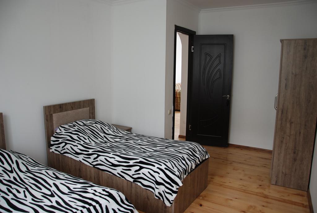 Gogi Jafaridze'S Guesthouse Местія Екстер'єр фото
