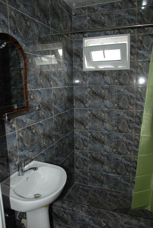 Gogi Jafaridze'S Guesthouse Местія Екстер'єр фото