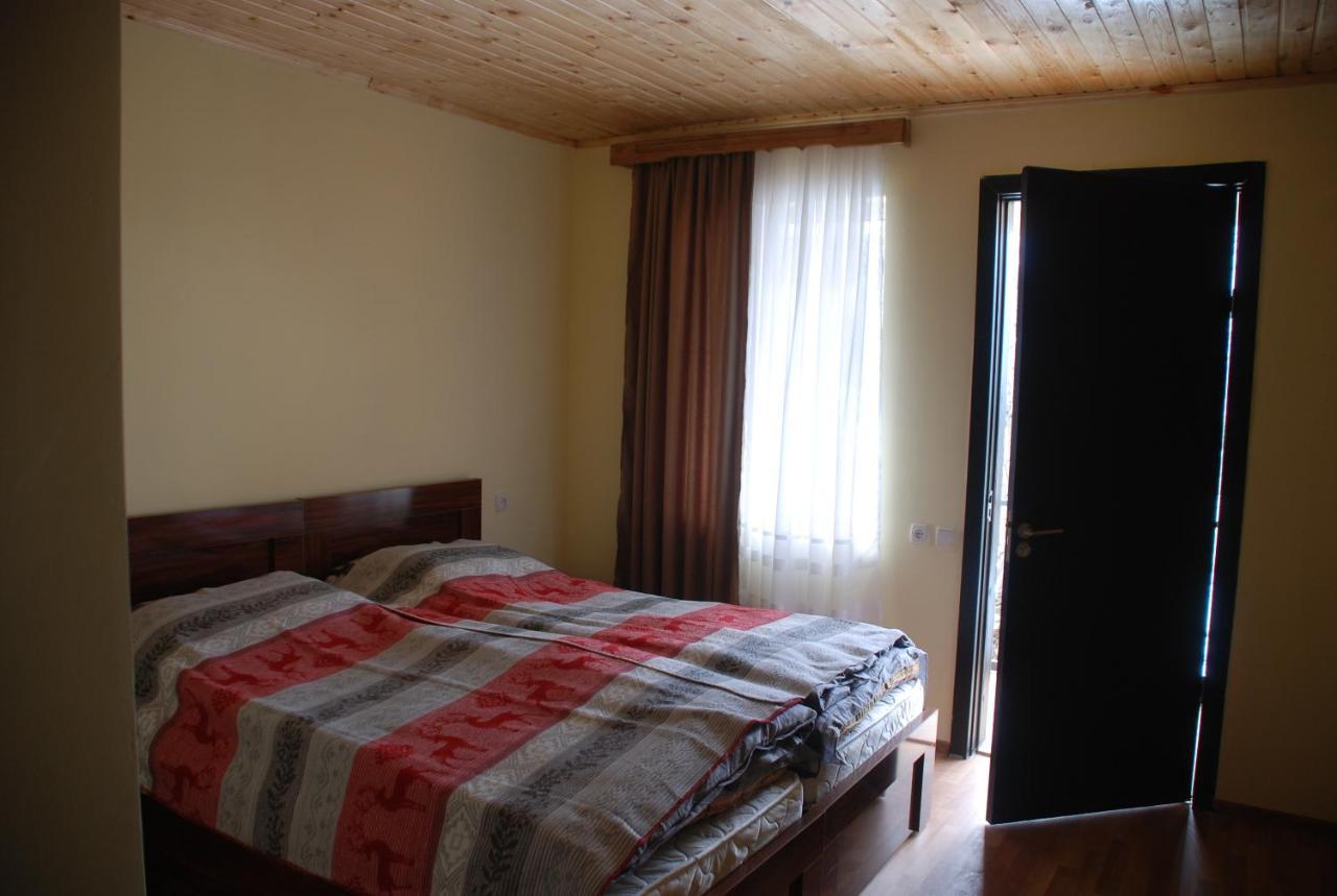 Gogi Jafaridze'S Guesthouse Местія Екстер'єр фото